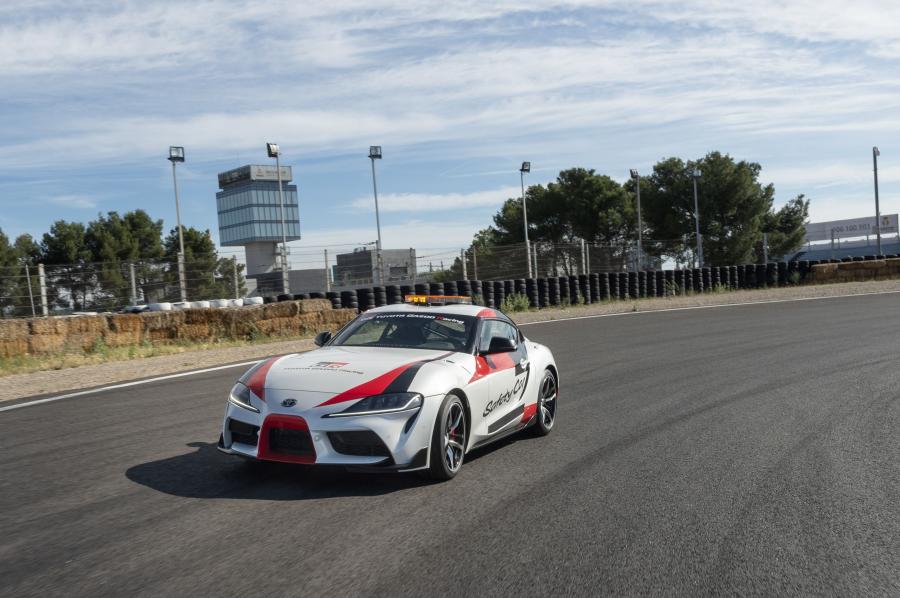  Toyota GR Supra Safety Car (A90) 2019 года  (фото 16 из 21)